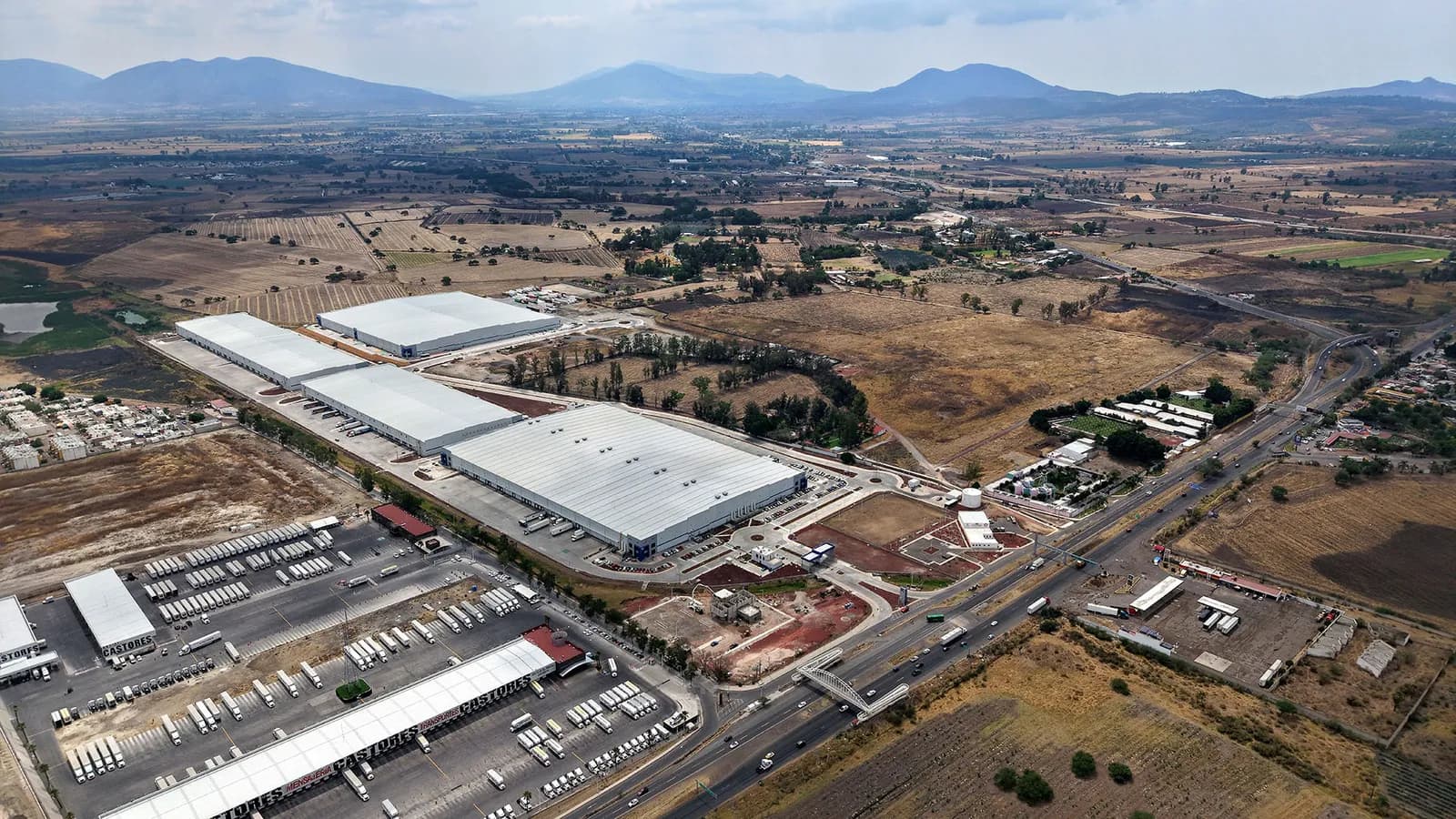 Kampus Industrial Santa Rosa Fase II Edificio 7 en Ixtlahuacán de los Membrillos, Jalisco - Vista 1