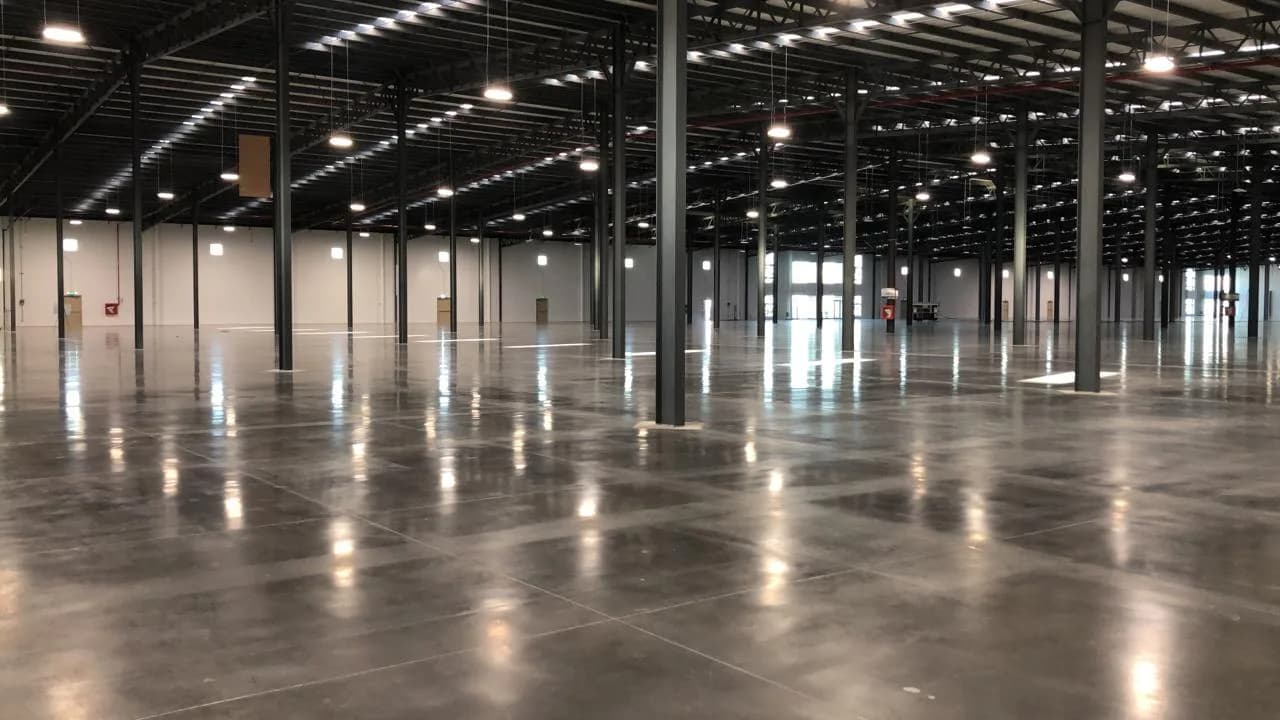 Nave Industrial de 4,500 m² 2