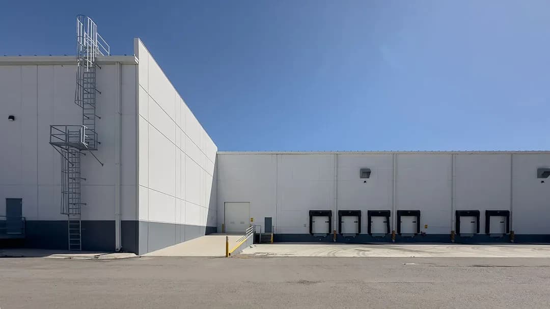 Nave Industrial de 15,096 m² 2