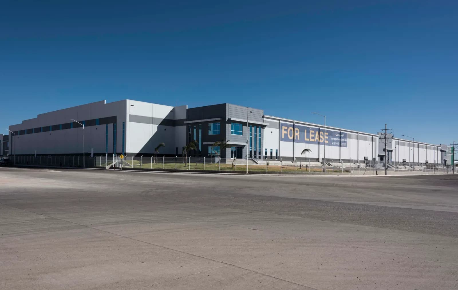 Nave Industrial de 4,715 m²