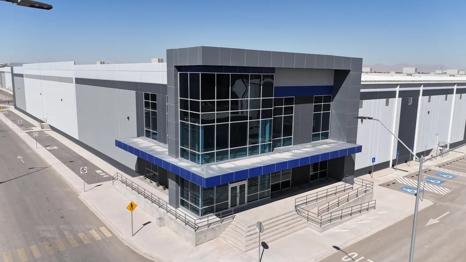 Nave Industrial de 22,454 m² 2