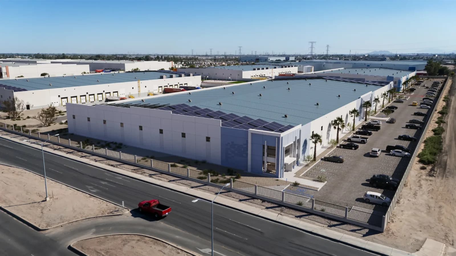 Nave Industrial de 11,072 m²