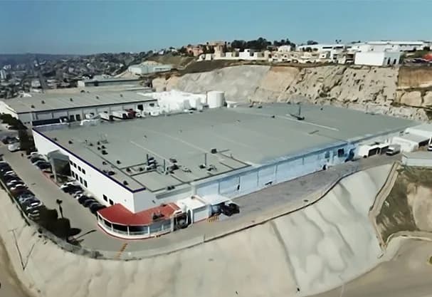 Industrial Warehouse de 15,283 m² con 10 Andenes en Baja California, Tijuana