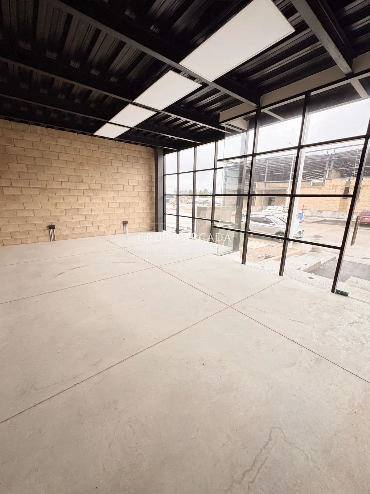 Industrial Warehouse a Estrenar enAldea Park, La Sale del Astillero, Zapopan - Ideal para tu Empresa