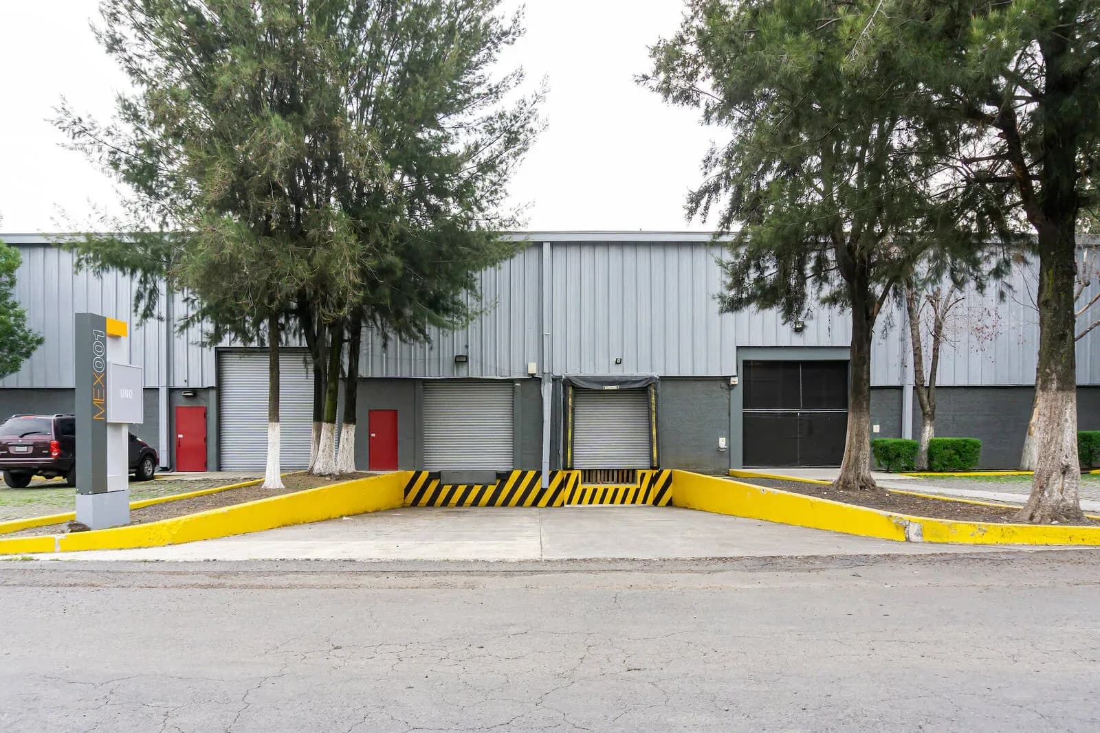 Nave Industrial de 3,000 m² 5