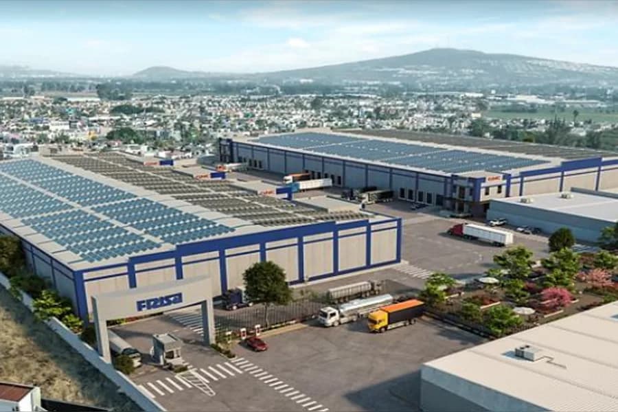 Nave Industrial de 10,558 m² For Lease - Frisa Park