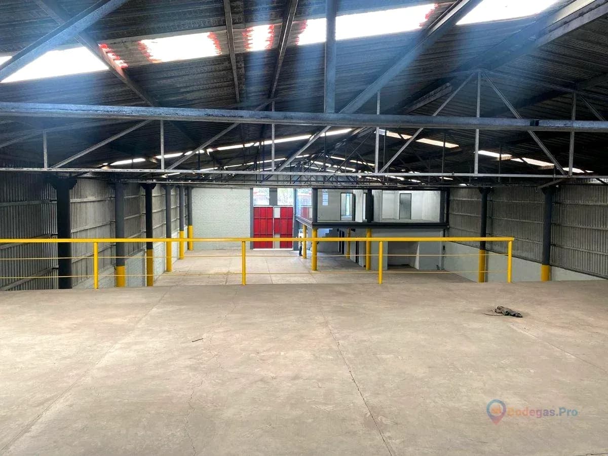 Industrial Warehouse 1246m² con 0 Andenes en Jalisco, San Pedro Tlaquepaque Periférico Sur 5