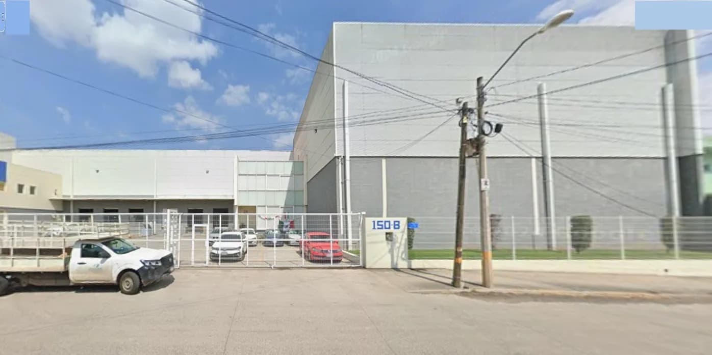 Nave Industrial Estratégica For Lease sobre Periférico Sur, Tlaquepaque