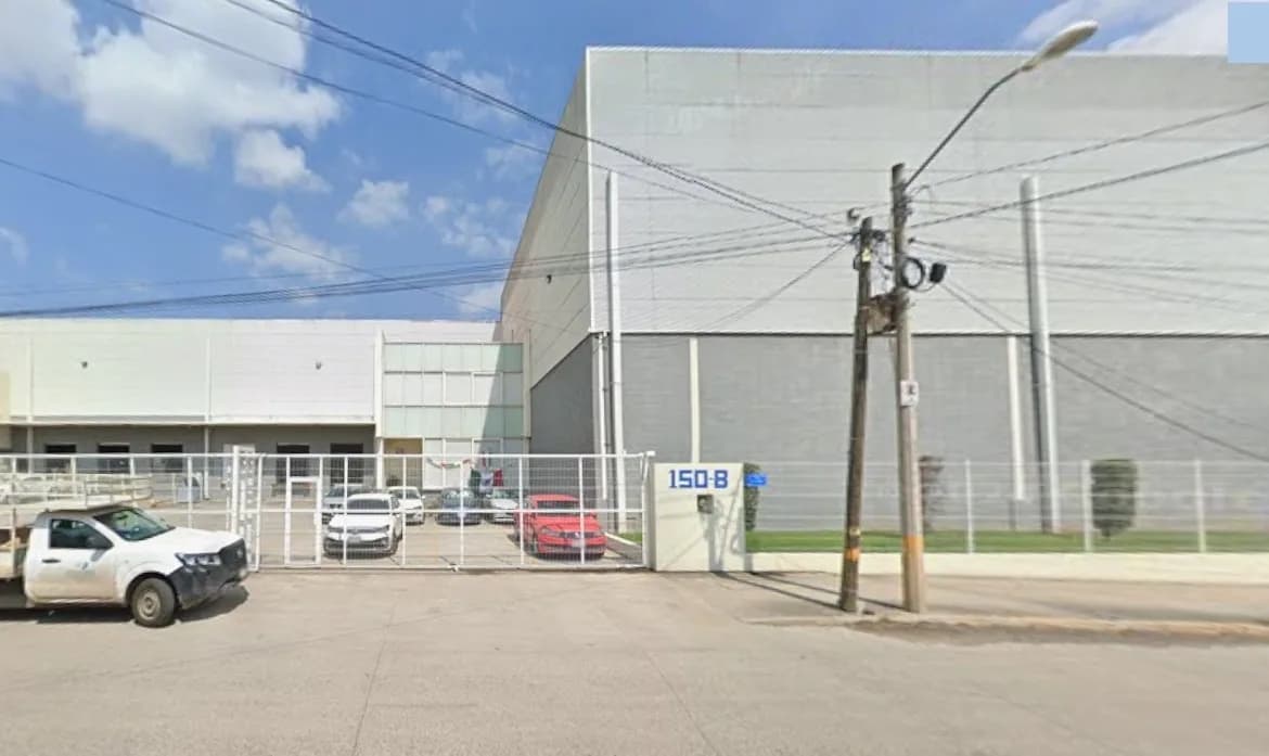 Nave Industrial Estratégica For Lease sobre Periférico Sur, Tlaquepaque 1