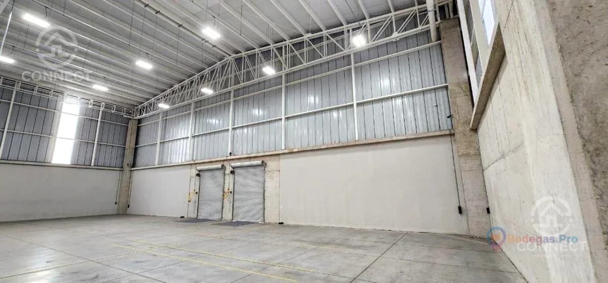 Industrial Warehouse 2400m2 de bodega y 24 Andenes en Jalisco, Tonala, El Vado