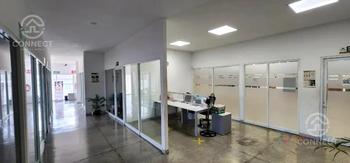Industrial Warehouse 2400m2 de bodega y 24 Andenes en Jalisco, Tonala, El Vado 1