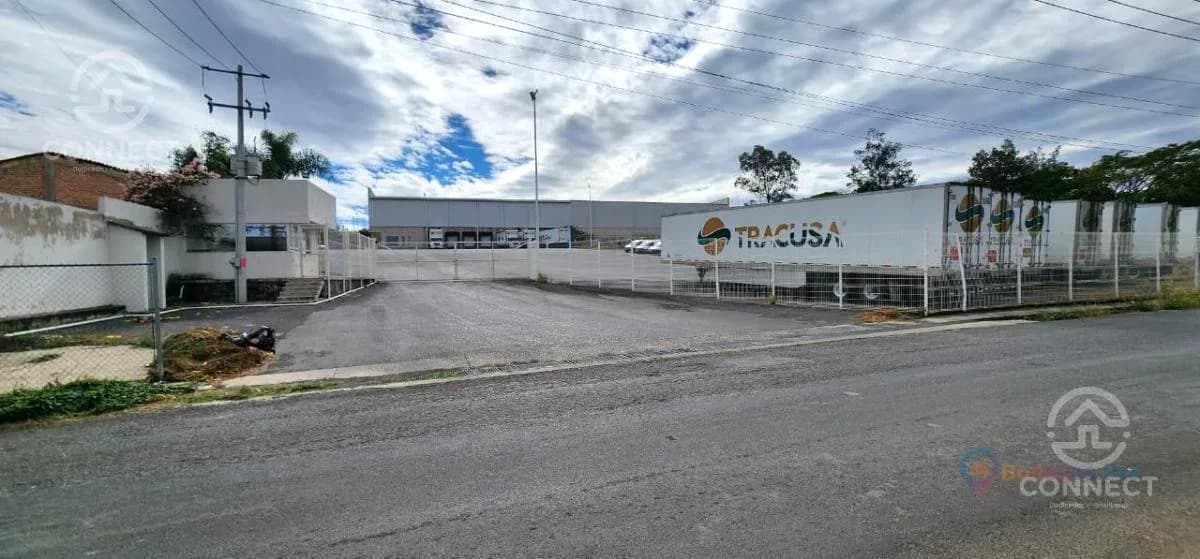 Industrial Warehouse 2400m2 de bodega y 24 Andenes en Jalisco, Tonala, El Vado 4