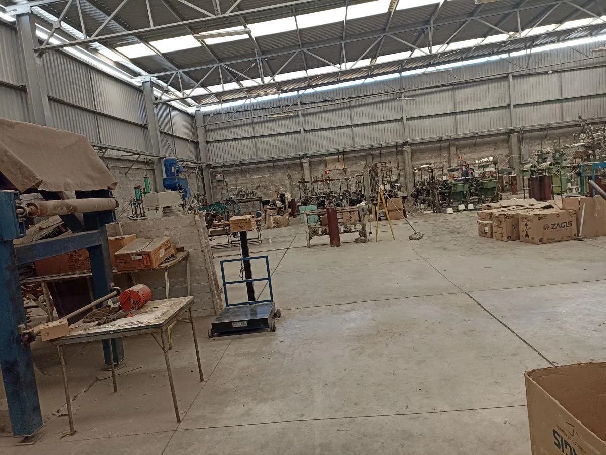 Bodega industrial en venta - Fotografía 1