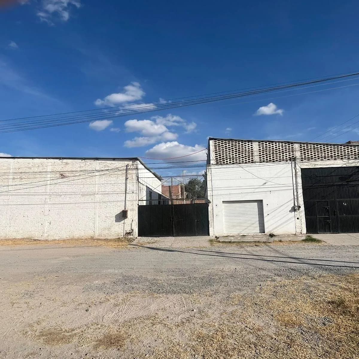 Bodega industrial en venta - Fotografía 1