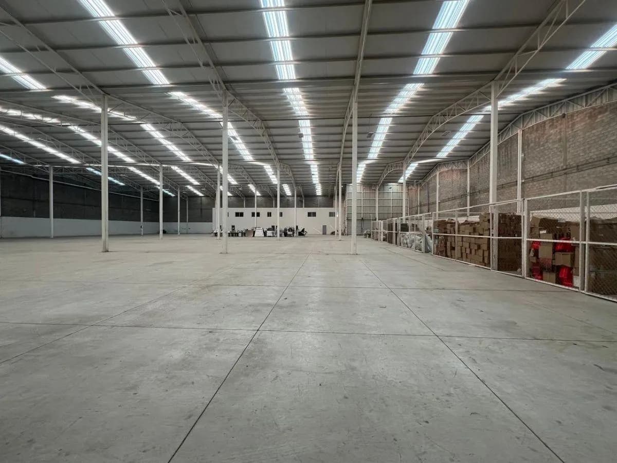 Bodega industrial en venta - Fotografía 1