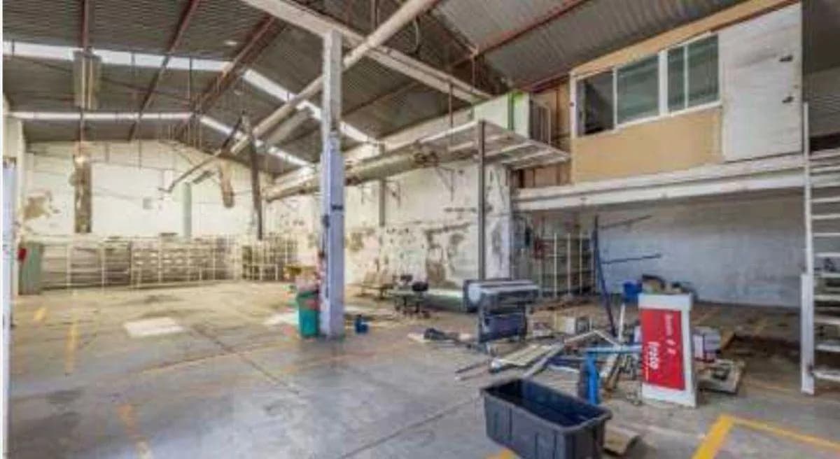 Bodega industrial en venta - Fotografía 1