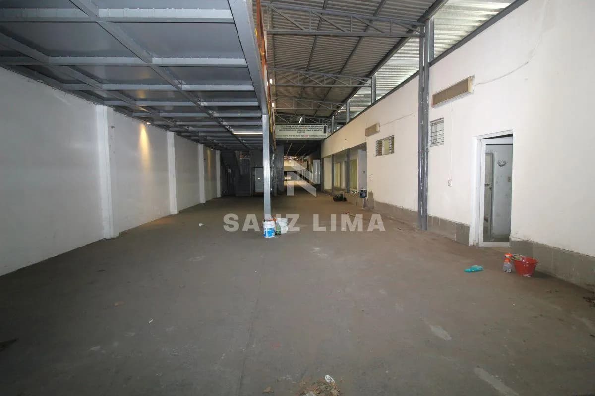 Bodega industrial en venta - Fotografía 1
