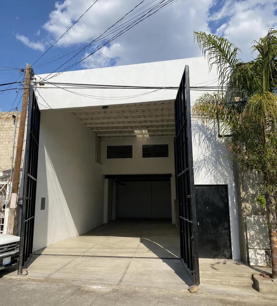 Bodega Comercial y de Almacenamiento en Venta Mariano Otero, Zapopan - Fotografía 1