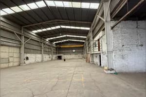 Nave Industrial de 1,220 m² For Lease - Laminacero Bodega 1 1