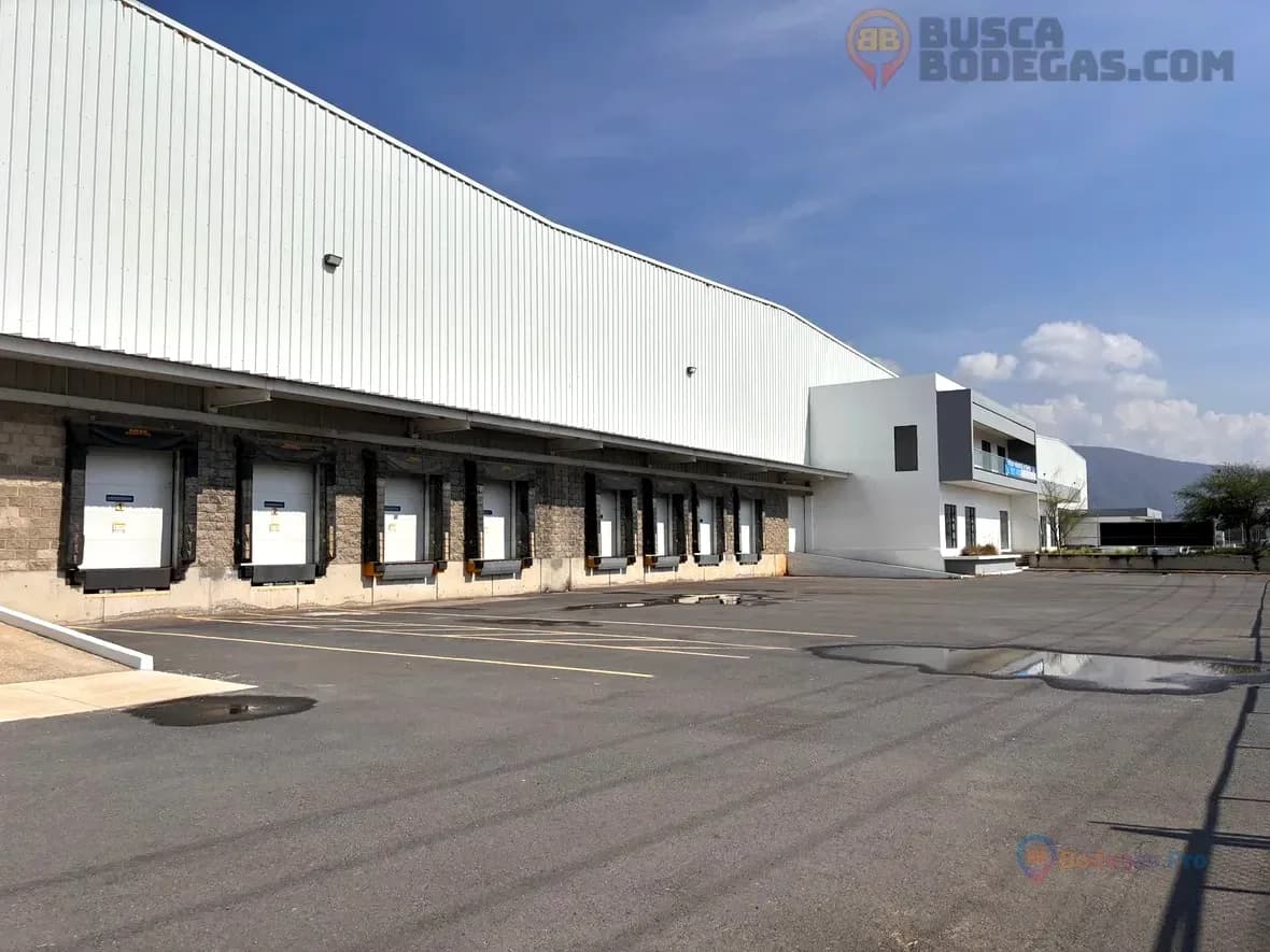 Bodega de 4,450 m2 For Lease en el Centro Logístico Jalisco CLJ 1