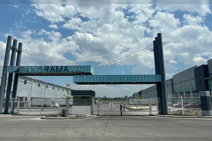 Nave Industrial de 6,557 m² For Lease - Panorama Industrial Nave D