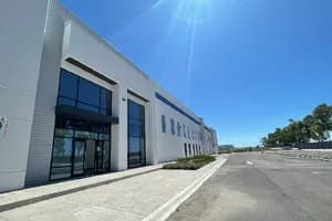 Industrial Warehouse for Lease - VPQI-06