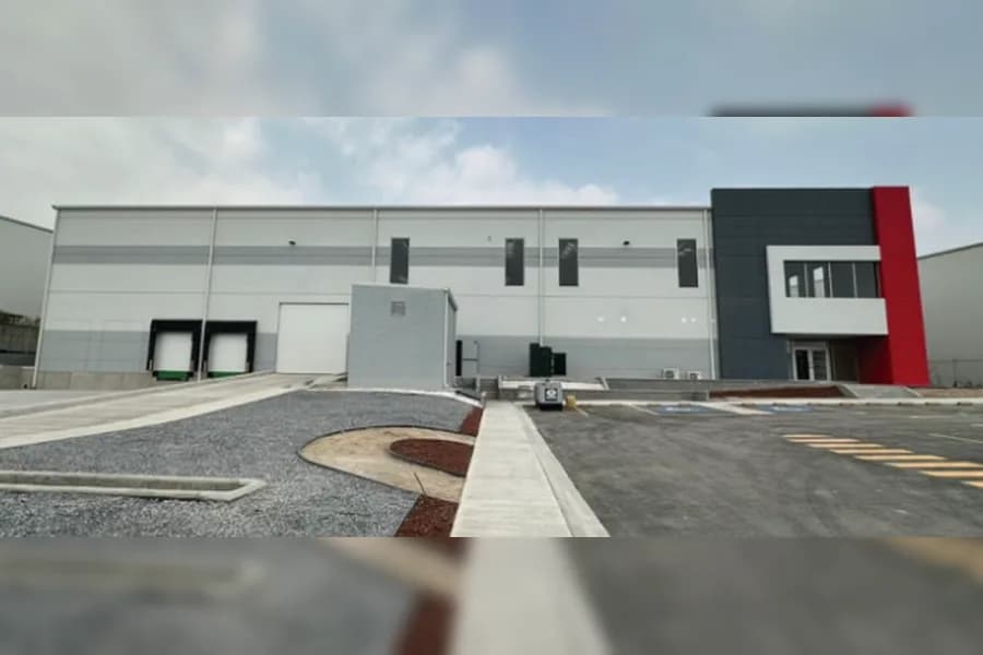 Nave Industrial de 4,000 m² For Lease - VYNMSA Santa Catarina (Spec X)