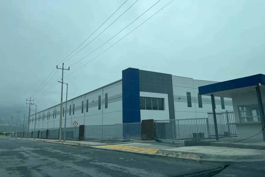 Nave Industrial de 9,859 m² For Lease - VYNMSA Santa Catarina (Spec IX)